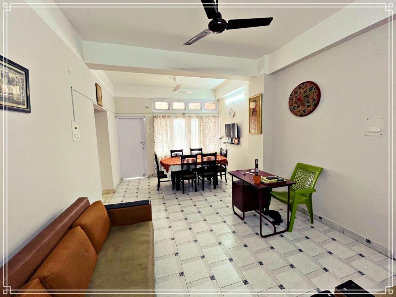 Kanak Laxmi Villa B & B Guwahati Eksteriør bilde
