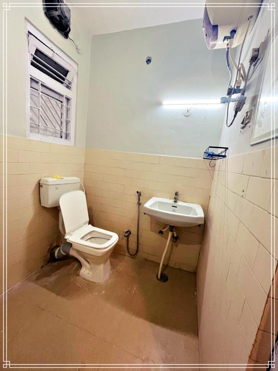 Kanak Laxmi Villa B & B Guwahati Eksteriør bilde